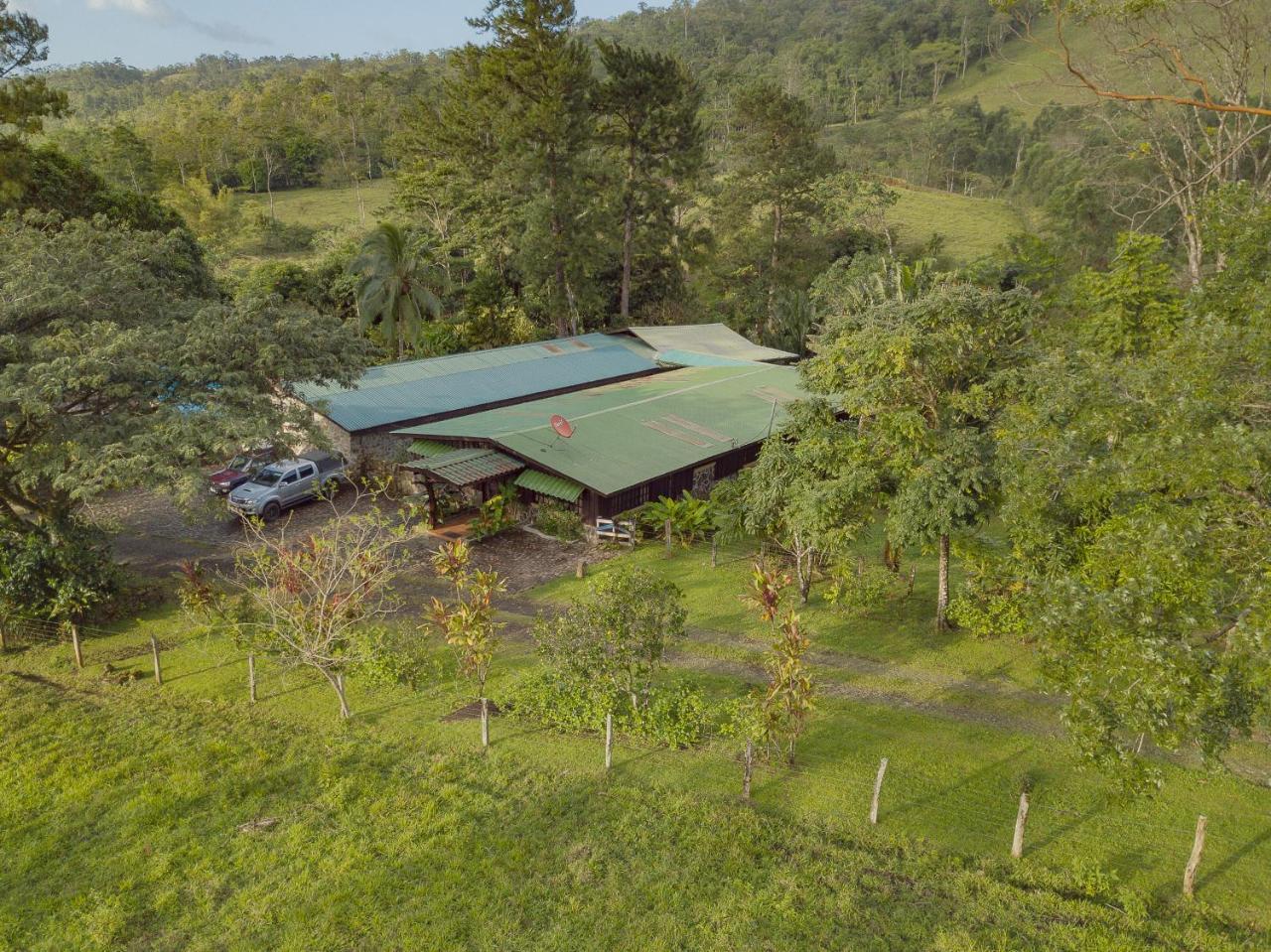 Malekus Mountain Lodge Aguas Claras  Exterior photo